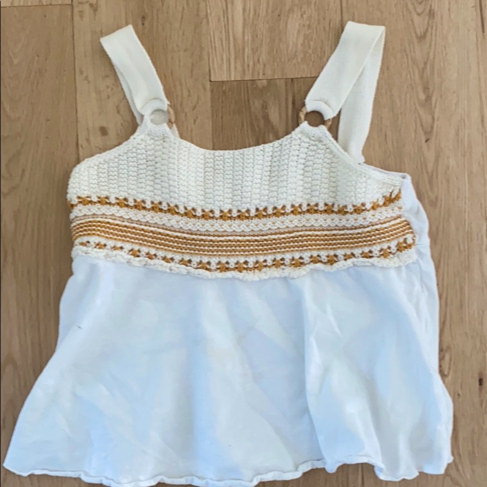 White and tan tank top.